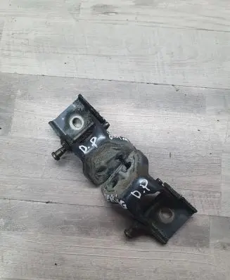 Citroen Berlingo Front door lower hinge 