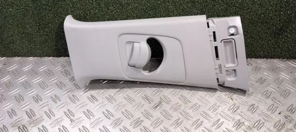 KIA Stonic (B) pillar trim (top) 85843H8000 85844H8000 TD20025