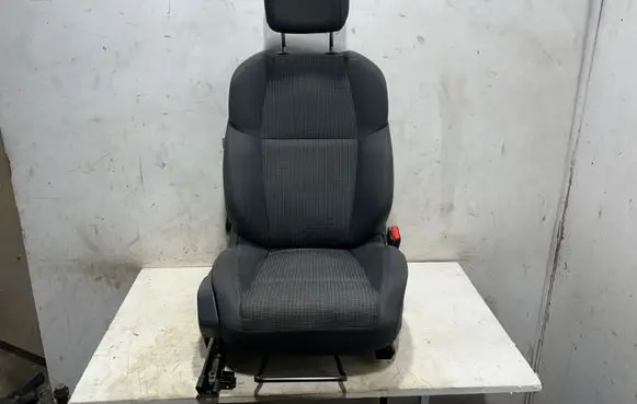 Peugeot 508 Front passenger seat