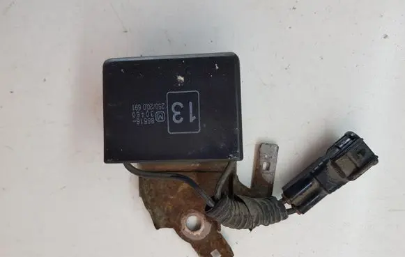 Lexus GS 300 350 430 450H Sensor 8651630460