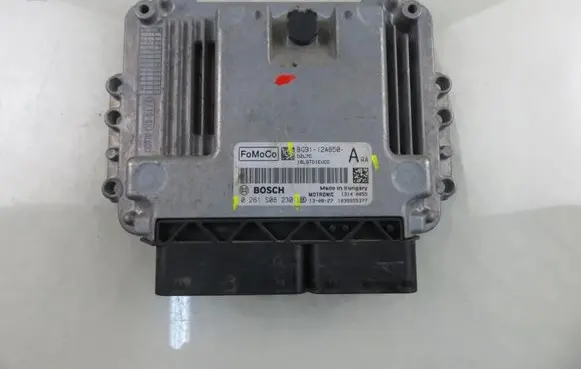 Ford S-MAX Engine control unit/module 0261S08230 BG9112A650ARA