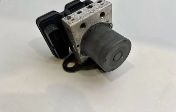 Seat Arona ABS Pump 2Q0614517M