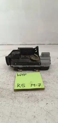 Citroen Xsara Front door lock 9135H4