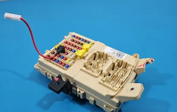 KIA Rio Central body control module 91955-H8570 IMPRK1527433