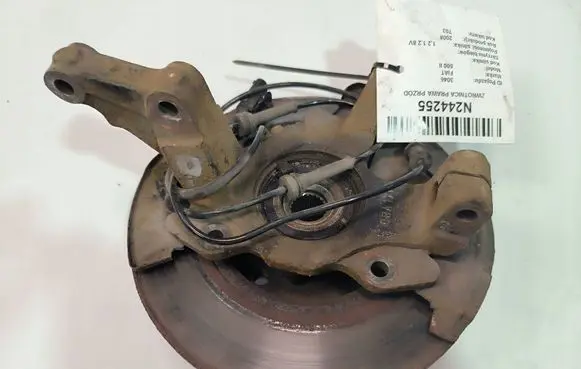Fiat 500 Front wheel hub spindle knuckle