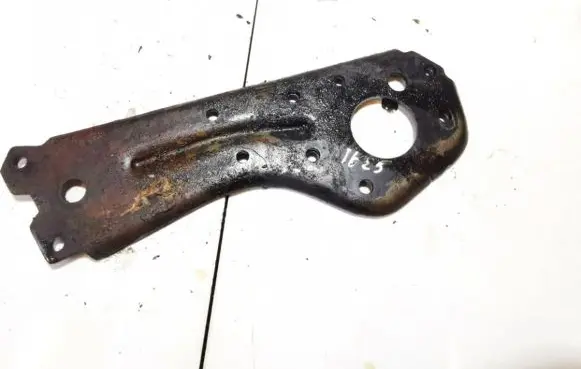 Volkswagen Golf II Engine mounting bracket