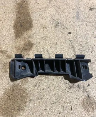 KIA Ceed Front bumper mounting bracket 865181H000