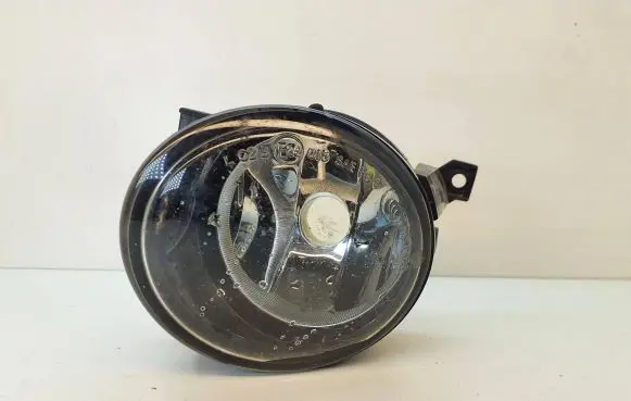 Volkswagen Tiguan Front fog light 1T0941699C 271289
