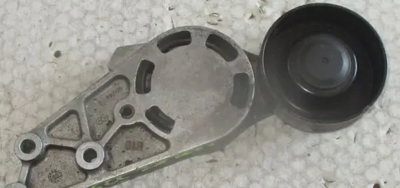 Audi A6 S6 C6 4F Alternator belt tensioner 06B903133E
