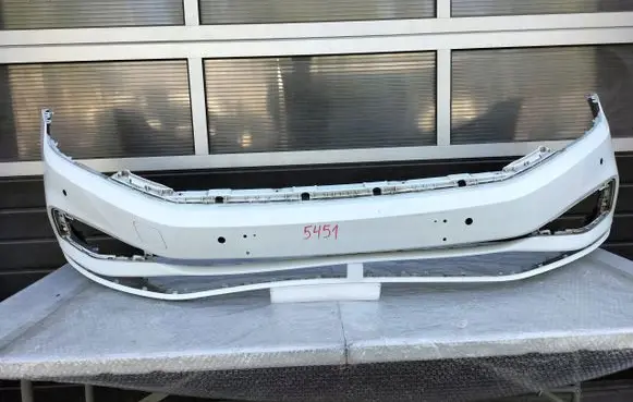 Volkswagen PASSAT B8 Front bumper 3G0807221