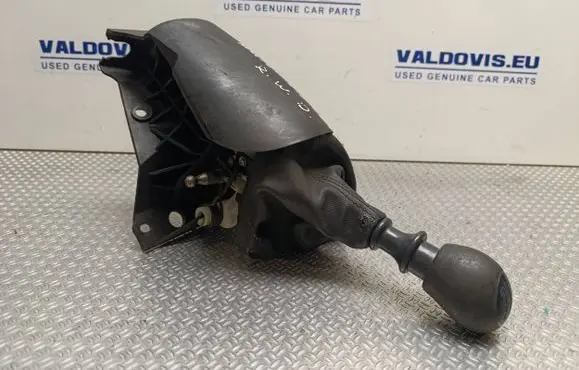 Renault Master III Gear shifter/selector 8200744935 260707 F340334