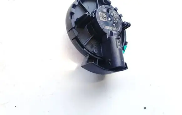 Tesla Model Y Airbag deployment crash/impact sensor 0500221223 1036762-00-b