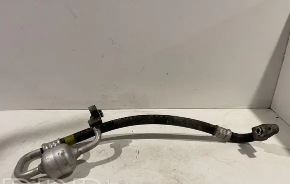 Lexus CT 200H Air conditioning (A/C) pipe/hose