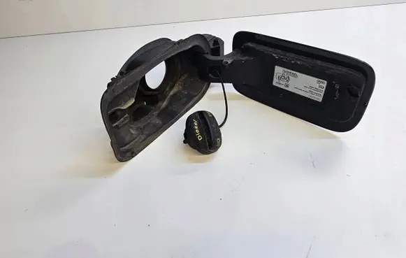 Audi A4 S4 B9 Fuel tank cap trim 8W0809906A