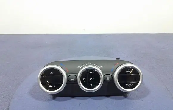 Alfa Romeo Giulietta Climate control unit 156099234