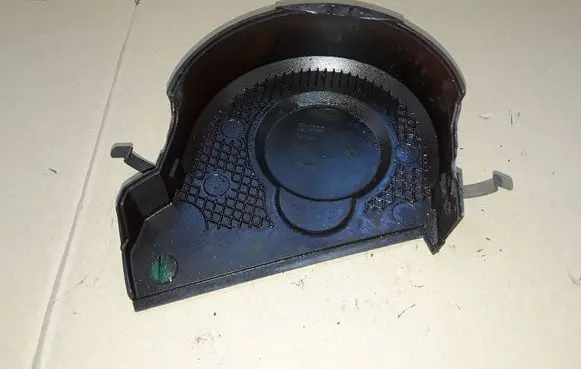 Skoda Fabia Mk1 (6Y) Timing belt guard (cover) 038109107D