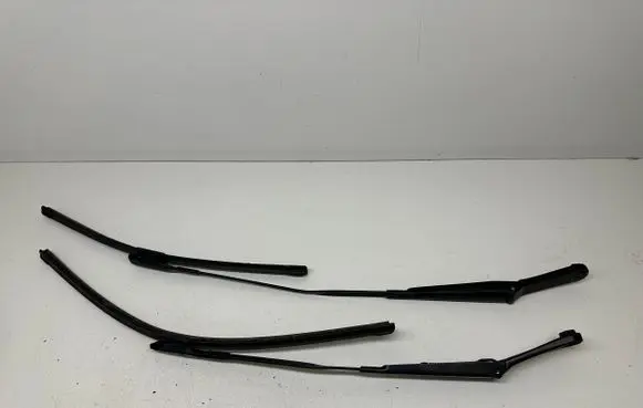 Audi A6 S6 C7 4G Windshield/front glass wiper blade 4G1955407B 4G1955408B
