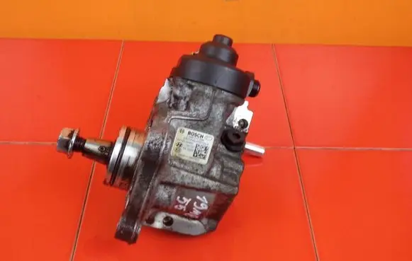 Hyundai i40 Fuel injection high pressure pump 331002A600 19MB55