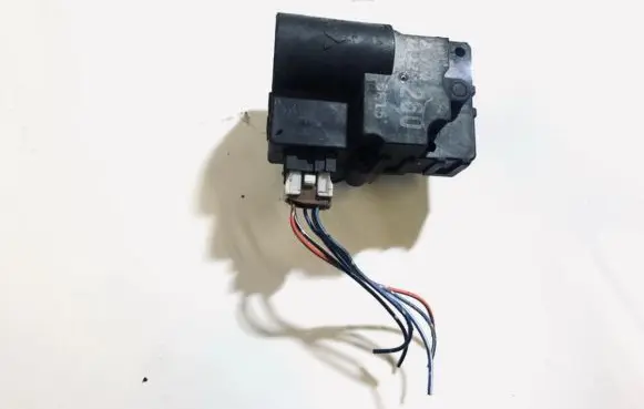 Mitsubishi Carisma Air flap motor/actuator mr268260