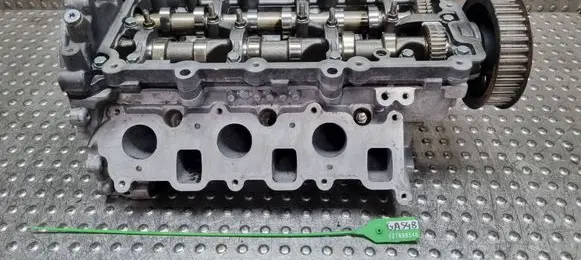 Audi A4 S4 B7 8E 8H Engine head S27698548 0593AG