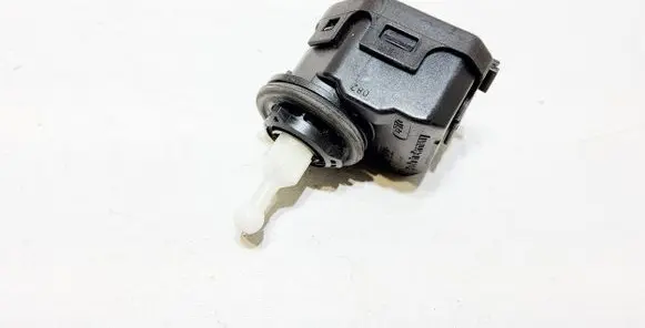 Volkswagen Bora Headlight level adjustment motor 1J0941295C