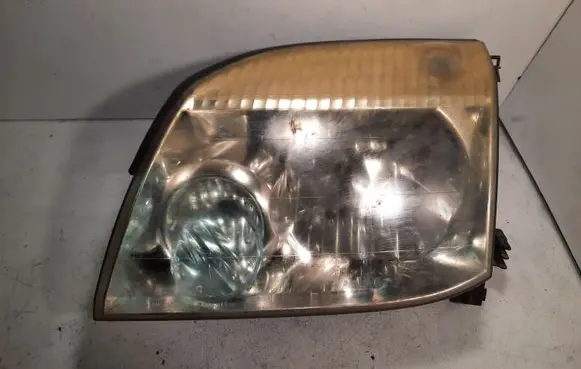 Nissan X-Trail T30 Headlight/headlamp I5Y202 1682