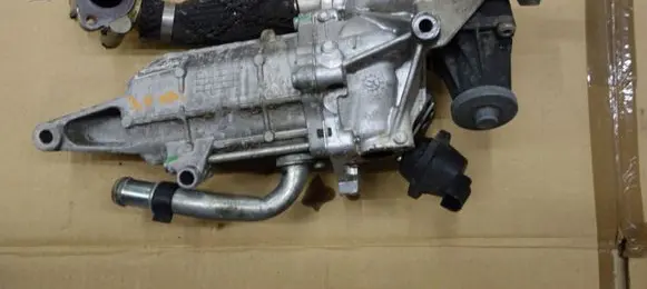 Citroen C5 EGR valve cooler 9U3Q9U438DA