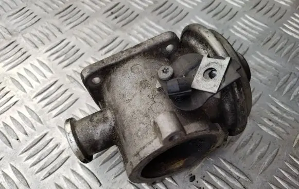 BMW 5 E60 E61 EGR valve