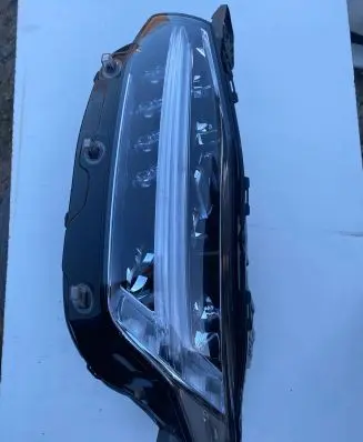 Volvo XC90 Headlight/headlamp 32228304