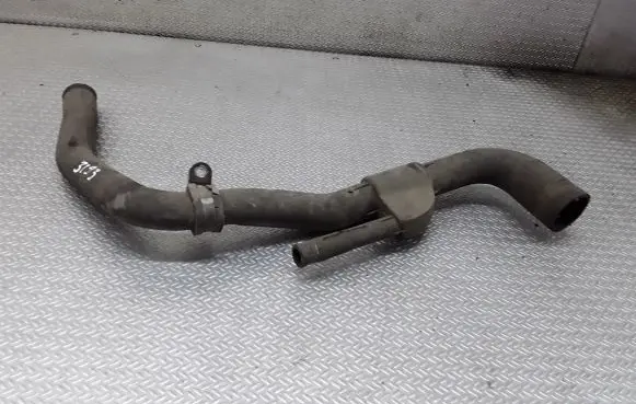 Mercedes-Benz Vito Viano W638 Engine coolant pipe/hose