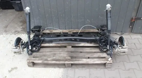 Seat Ibiza V (KJ) Rear axle beam 5783455