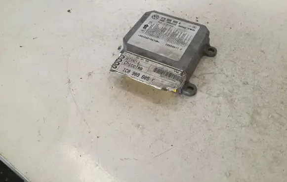 Volkswagen Fox Airbag control unit/module 1C0909605K