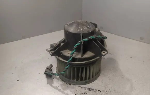 Chrysler Neon I Heater fan/blower 04644515 4644537