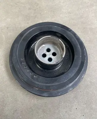 BMW 5 G30 G31 Crankshaft pulley 22051310