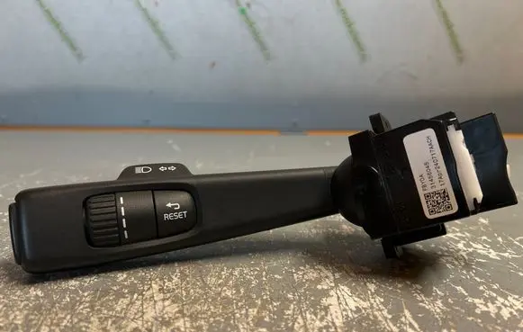 Volvo V40 Indicator stalk 31456045 440717AACA