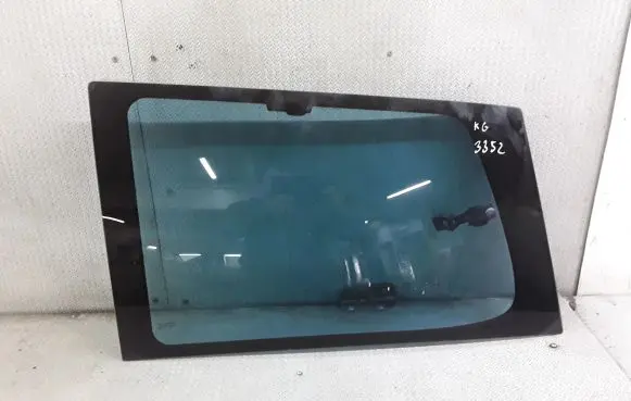 Lancia Phedra Rear side window