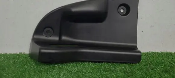 BMW 4 F32 F33 Headlight/headlamp dust cover 