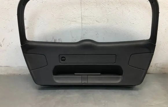 Audi A3 S3 8V Tailgate trim 8V4867979E