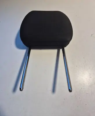 Ford Fiesta Front seat headrest 