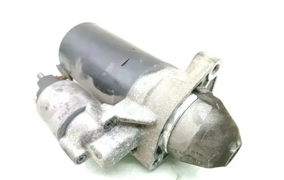 Mercedes-Benz Vito Viano W639 Starter motor A0009062302 0001139408
