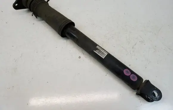 KIA Sportage Rear shock absorber/damper 553003U350