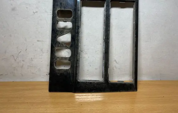 Mercedes-Benz E W210 Hazard light switch A2106830508 C3847