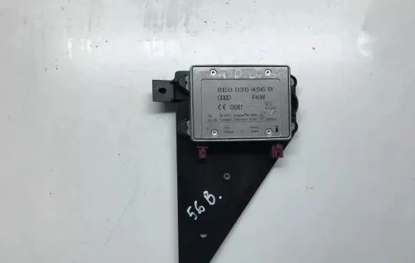 Audi A6 S6 C6 4F Antenna control unit 8E0035456B 8E0035456 4F0035493