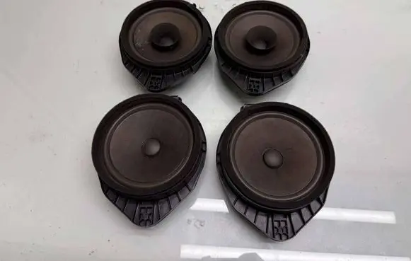 Opel Insignia A Front door speaker
