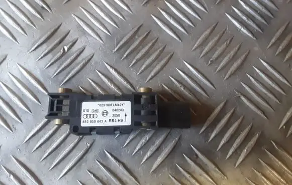 Audi A4 S4 B6 8E 8H Airbag deployment crash/impact sensor 8E0959643A