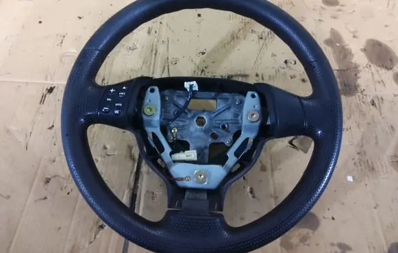 Mazda 2 Steering wheel DD6397