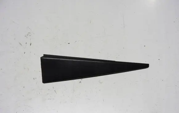 Nissan X-Trail T30 Windshield/front glass wiper blade ghj6