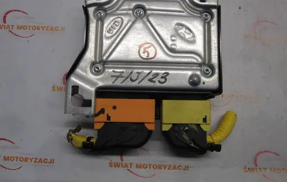 Hyundai i30 Airbag control unit/module 95910A6100