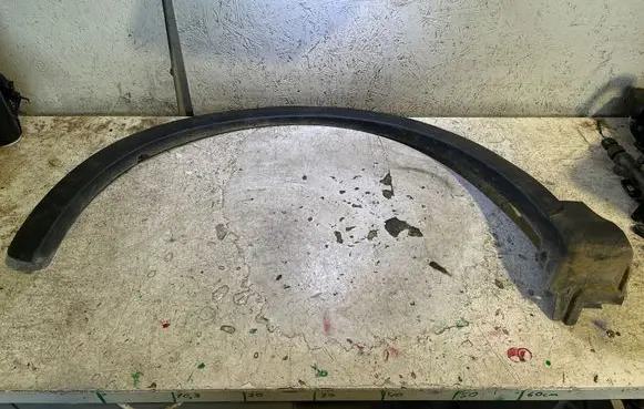 Mitsubishi Eclipse Cross Front arch trim 7400A509