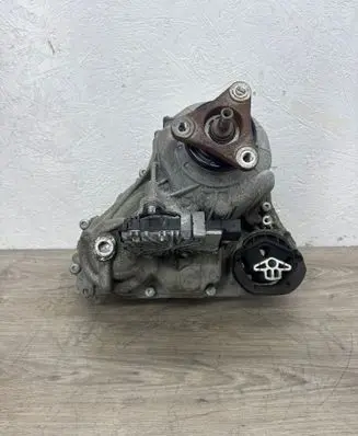 BMW 5 G30 G31 G38 Gearbox transfer box case 8485036 848503601